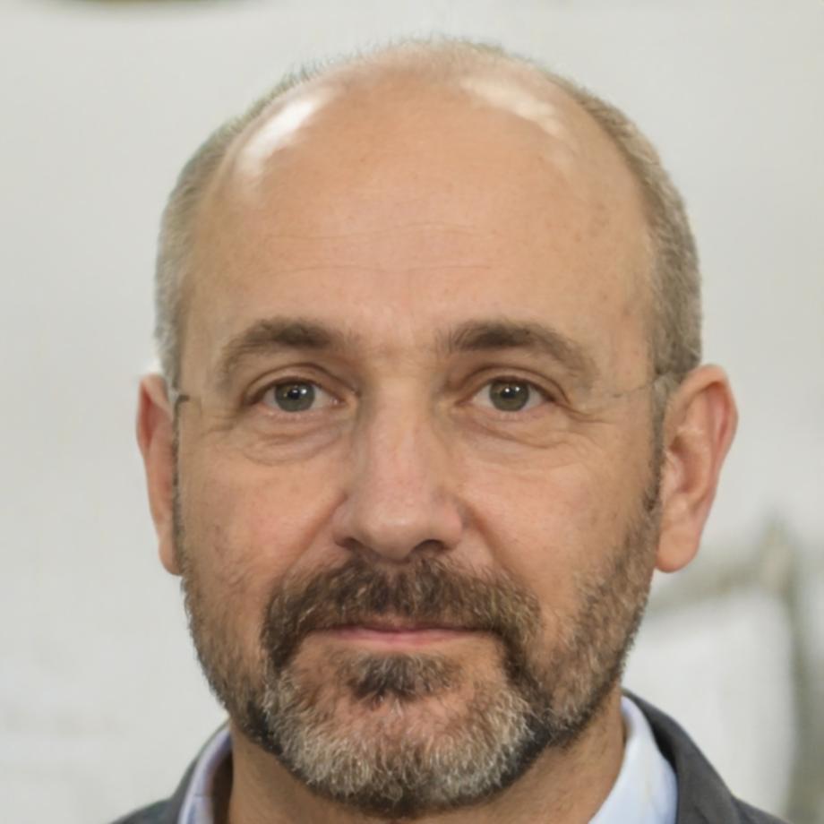 Portrait de Tanguy Desombre, analyste sectoriel chez Jalentenil